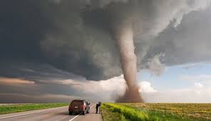 arti mimpi angin kencang